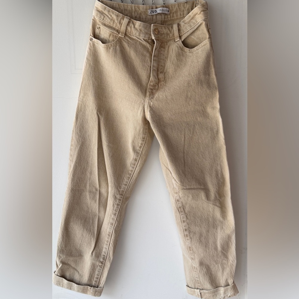 Zara Tan Denim Mom-Fit Jeans / Pants Size 4